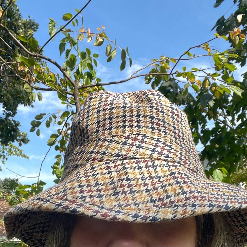 GAP Bucket Hat